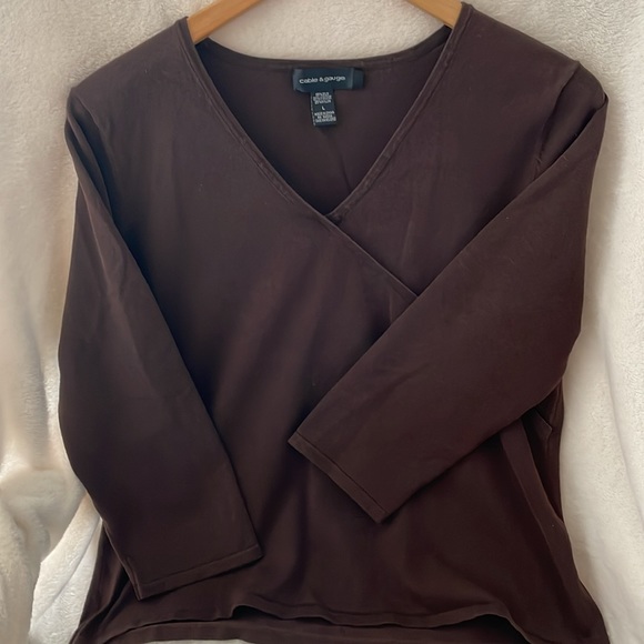 Cable & Gauge silk blend faux wrap crossover v-neck top, size Large - Picture 4 of 8